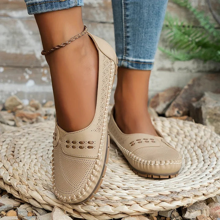 Round Toed Stitched Flat Shoes
