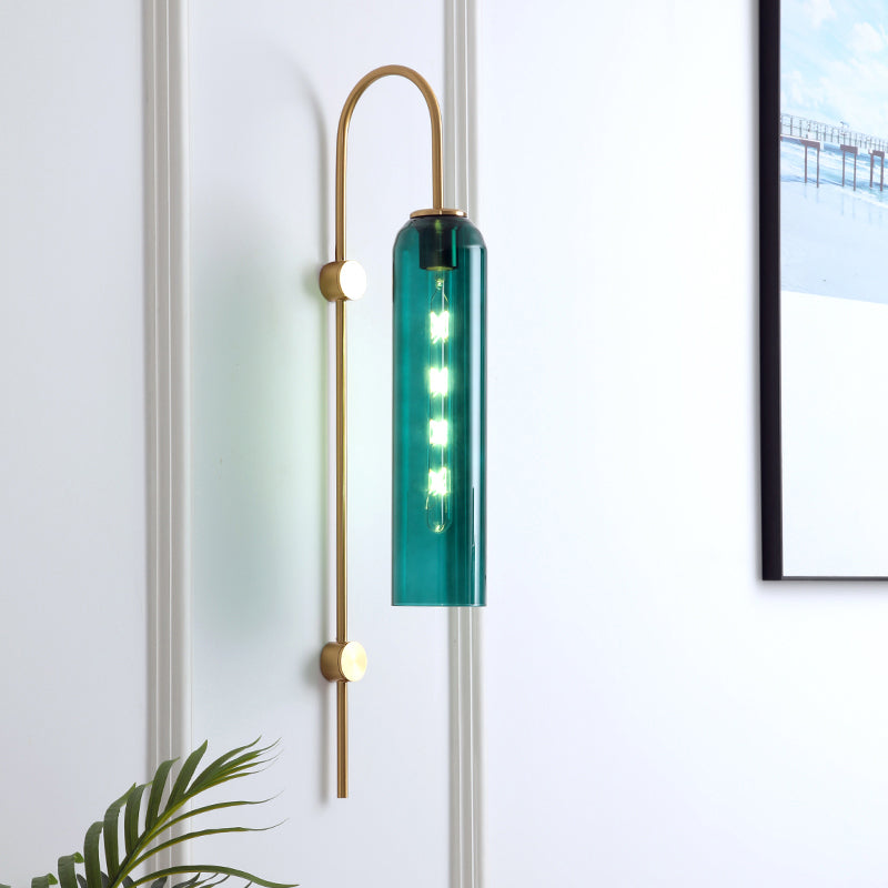 Vertical Gooseneck Wall Light