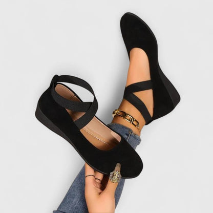 Round Toe Crisscross Ankle Strap Wedge Shoes