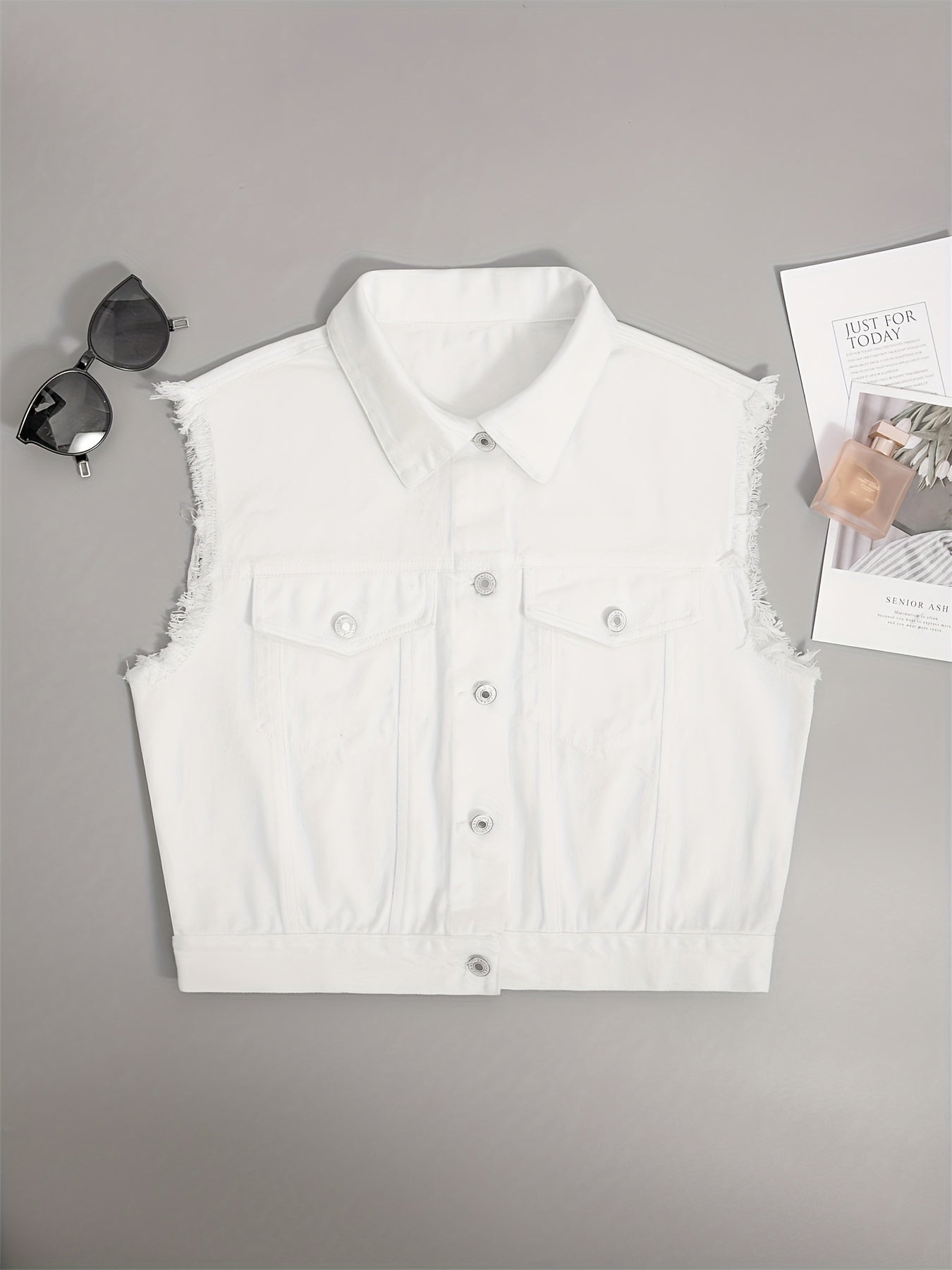 Sleeveless Cropped Buttoned Collared Pocketed Frayed Jacket
