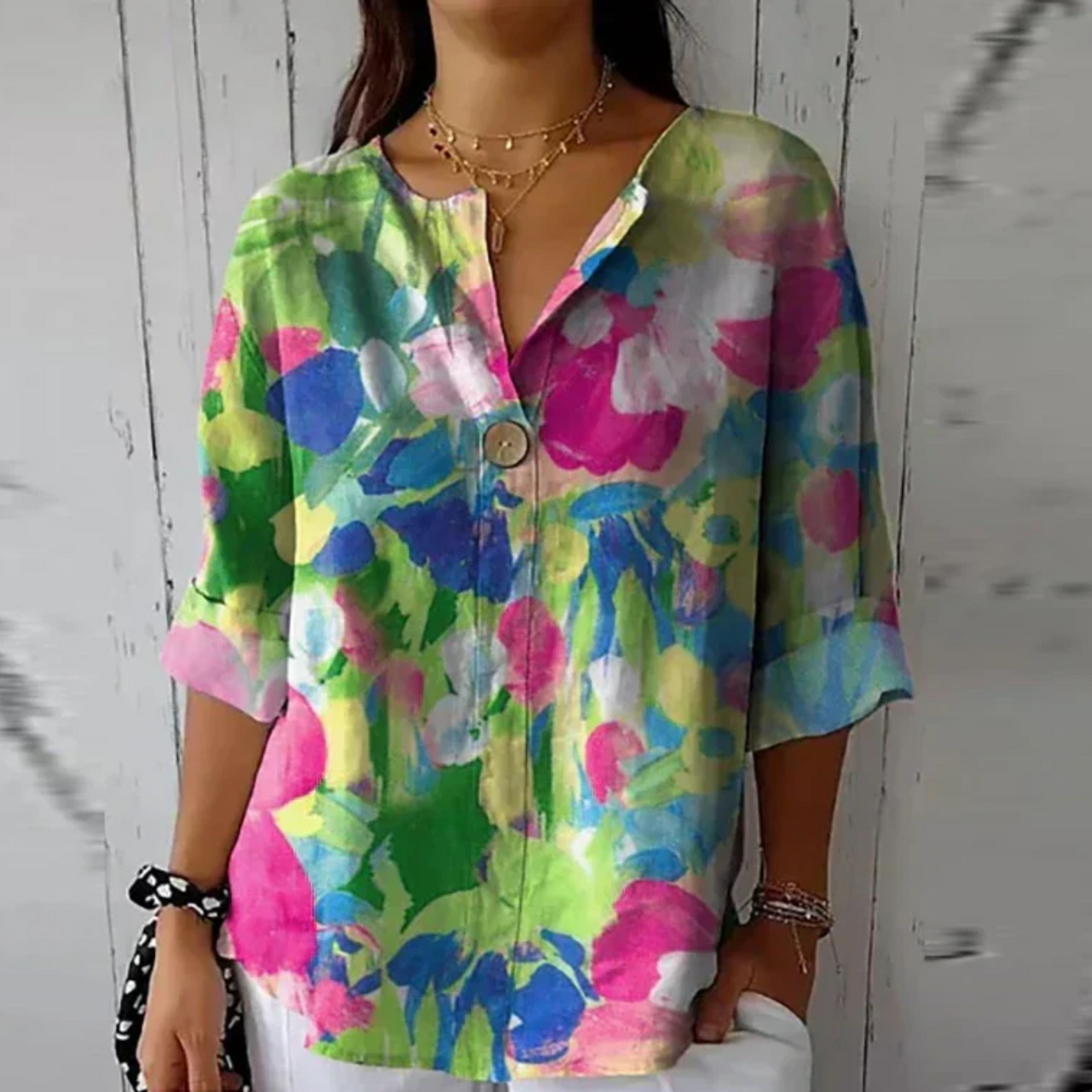 Floral Patterned Buttoned Relaxed Blouse