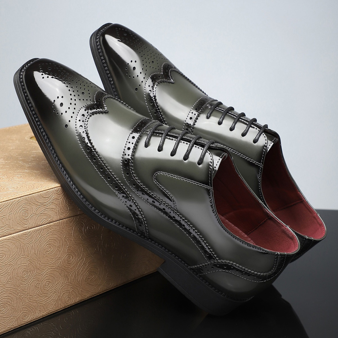 Pointed Toe Lace Up Brogue Shoes