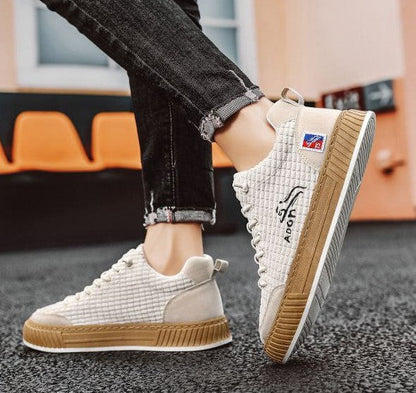 Men's Lace-Up Quilted Low Top Sneakers