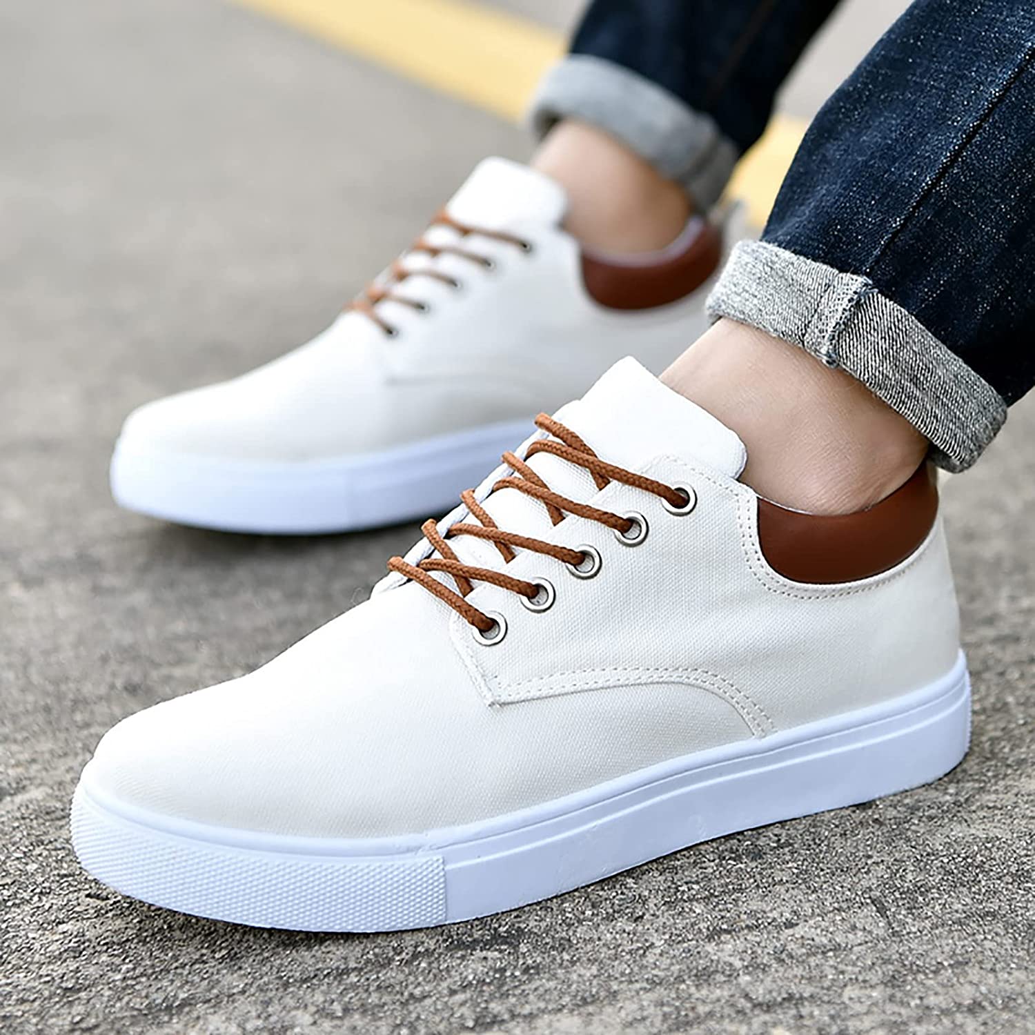 Men's Lace-Up Low-Top Canvas Sneakers