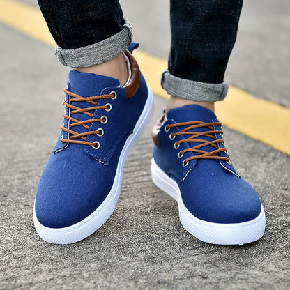 Men's Lace-Up Low-Top Canvas Sneakers