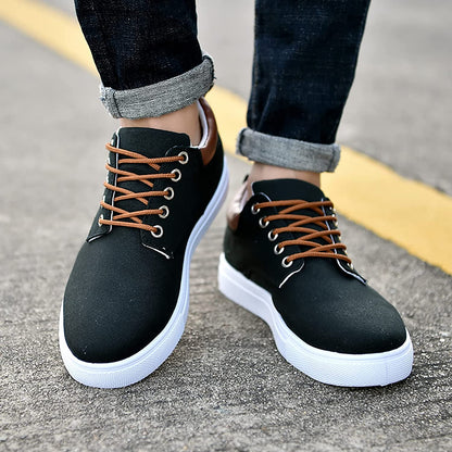 Men's Lace-Up Low-Top Canvas Sneakers