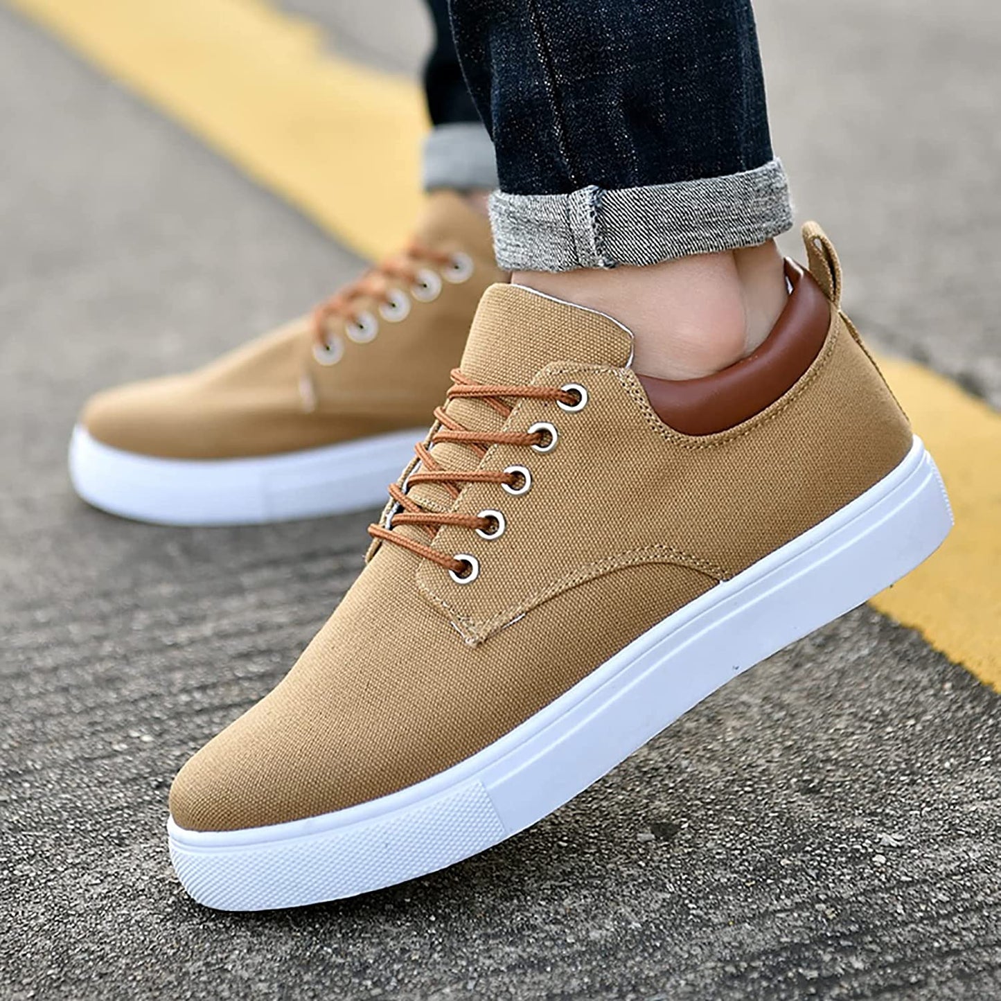 Men's Lace-Up Low-Top Canvas Sneakers