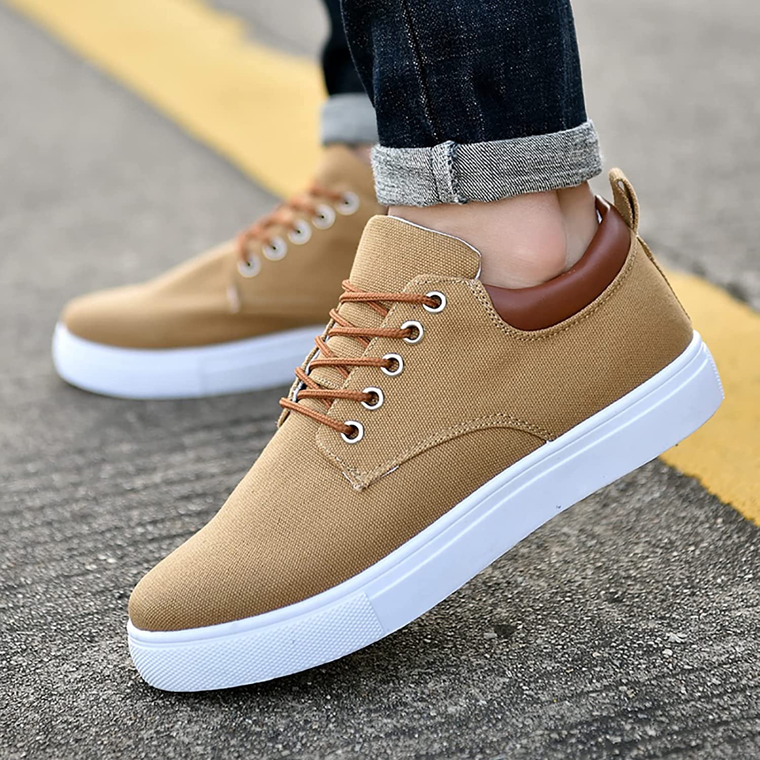 Men's Lace-Up Low-Top Canvas Sneakers