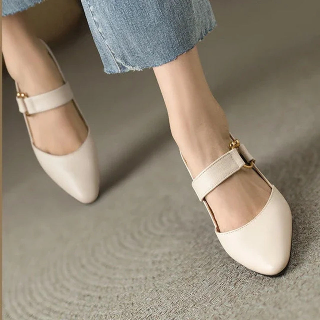 Pointy Toe Textured Flaired Heel Slingback Pumps