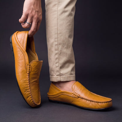 Grained Upper Low Top Slip On Flat Loafers