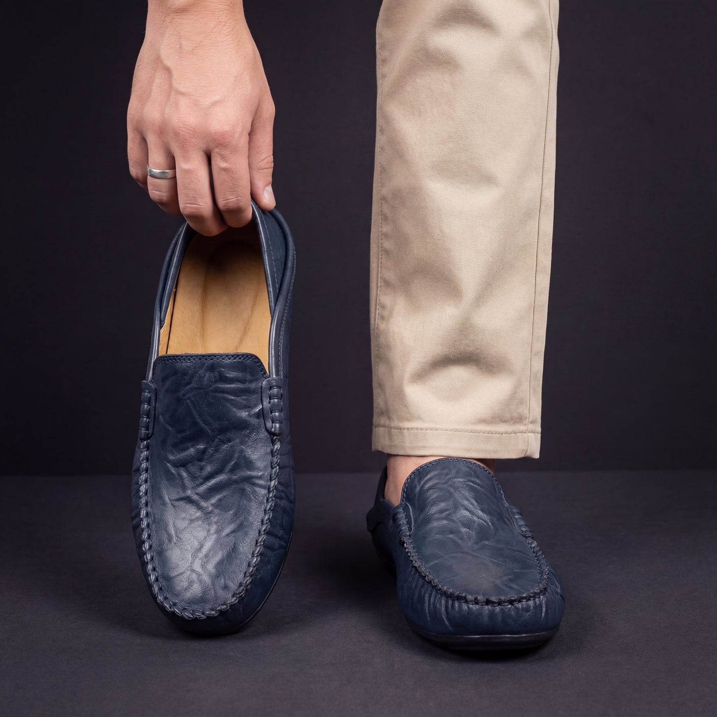 Grained Upper Low Top Slip On Flat Loafers