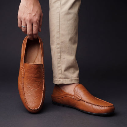 Grained Upper Low Top Slip On Flat Loafers