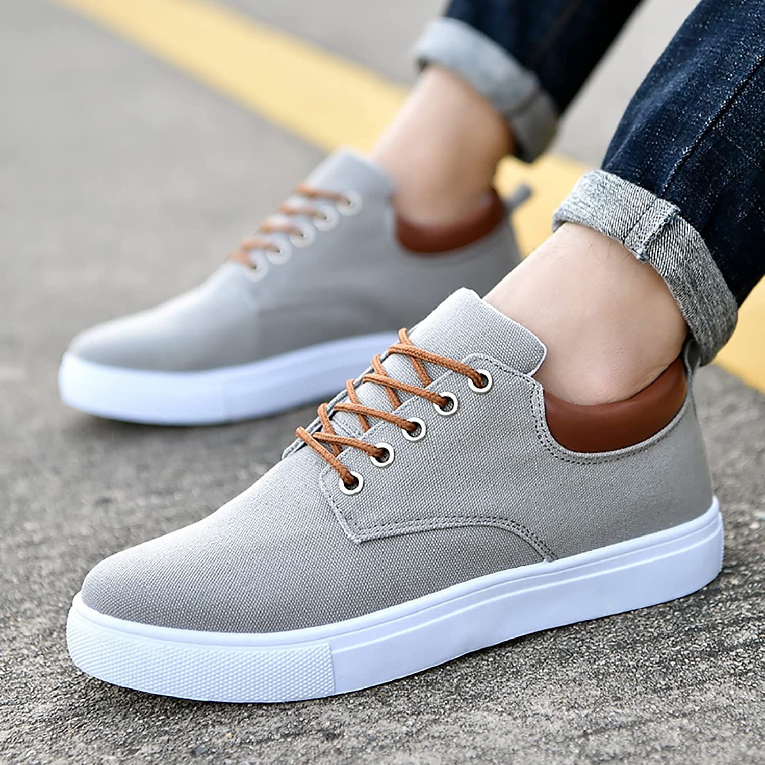 Men's Lace-Up Low-Top Canvas Sneakers