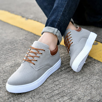 Men's Lace-Up Low-Top Canvas Sneakers
