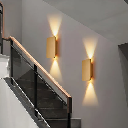 Bi-Directional Vertical Wall Light