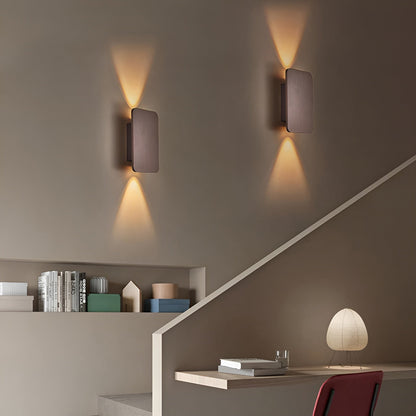 Bi-Directional Vertical Wall Light