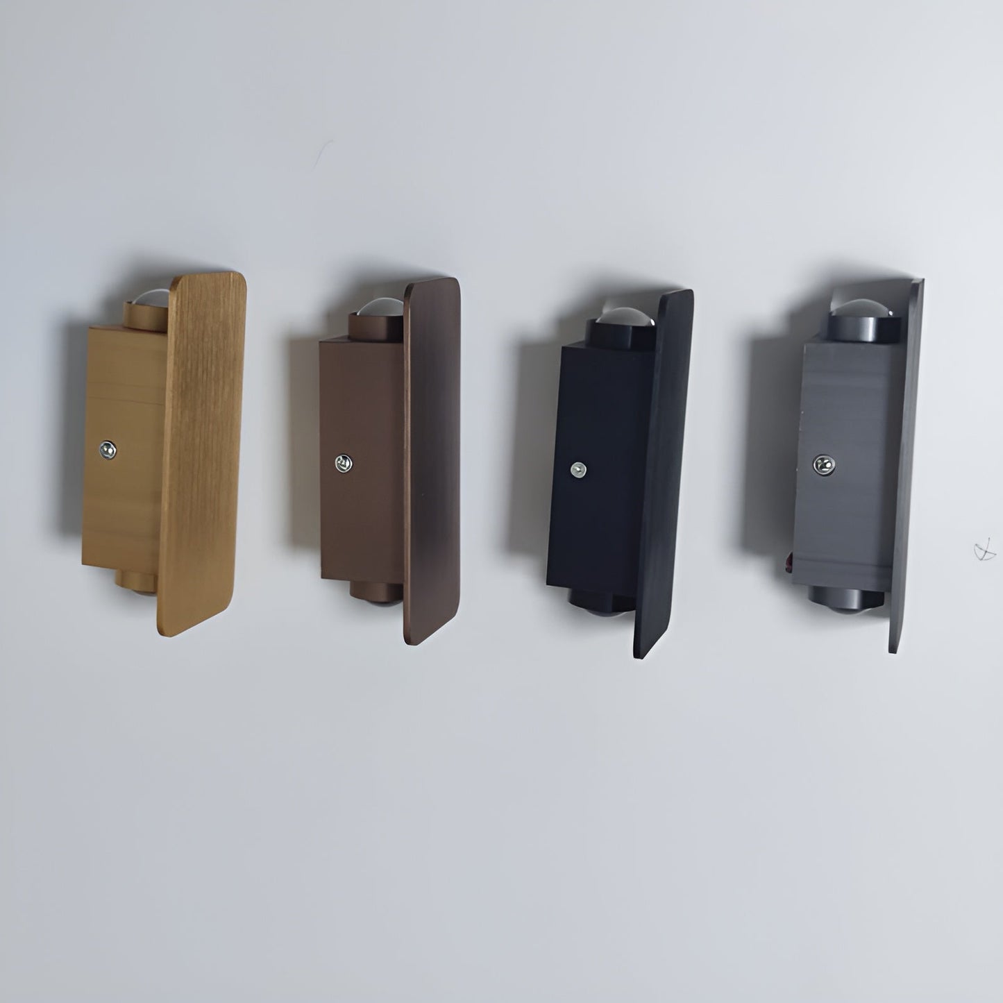 Bi-Directional Vertical Wall Light