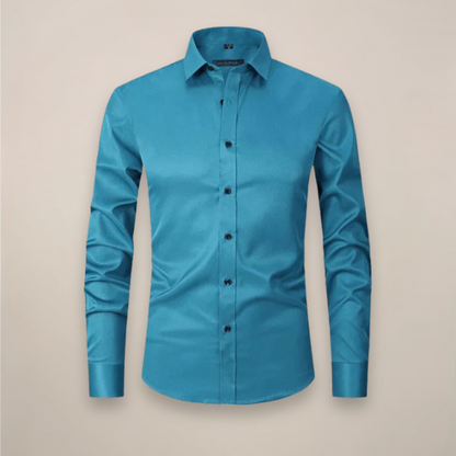 Slim Fit Solid Single Pocket Point Collar Button Down Shirt