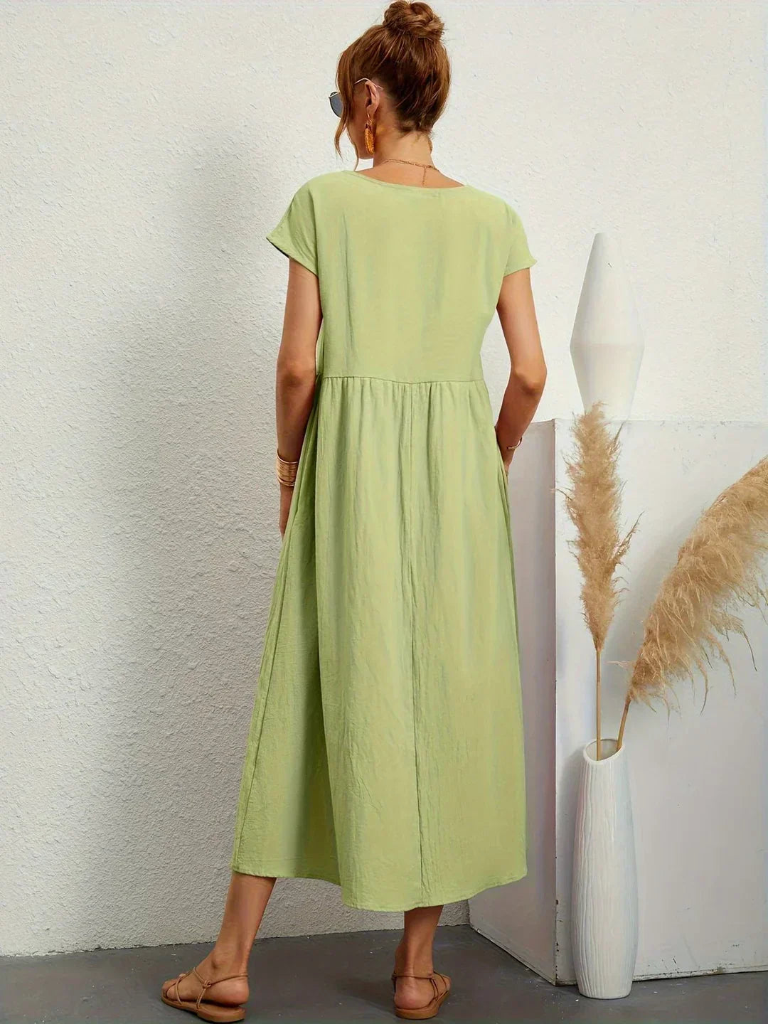 Gathered Round Short Loose Solid Midi Dress