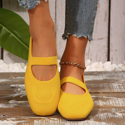 Square Flat Strapped Low Closed Solid Shoes