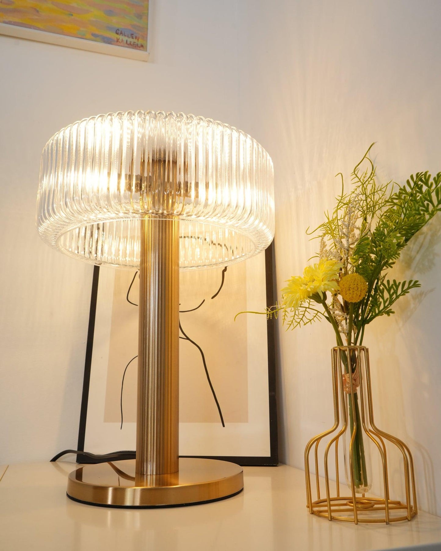 Ribbed Glass Carousel Table Lamp