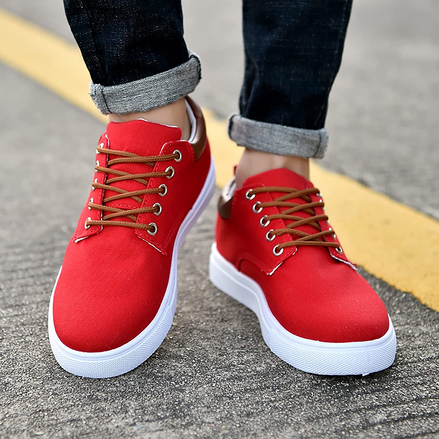 Men's Lace-Up Low-Top Canvas Sneakers