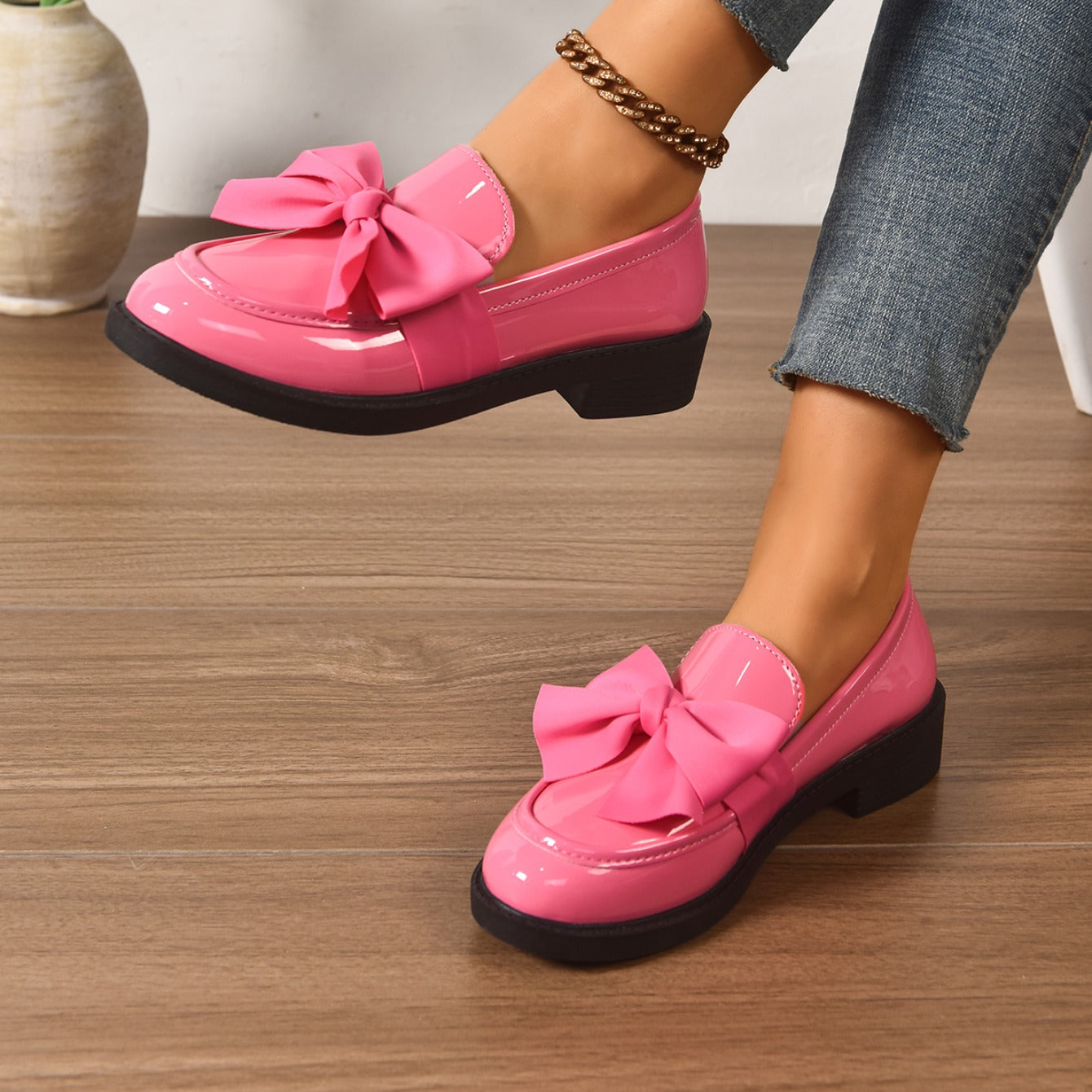 Round Toe Knot Detail Slip On Block Heel Loafers