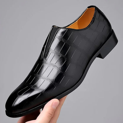 Glossy Crocodile Pattern Slip On Brogues Shoes