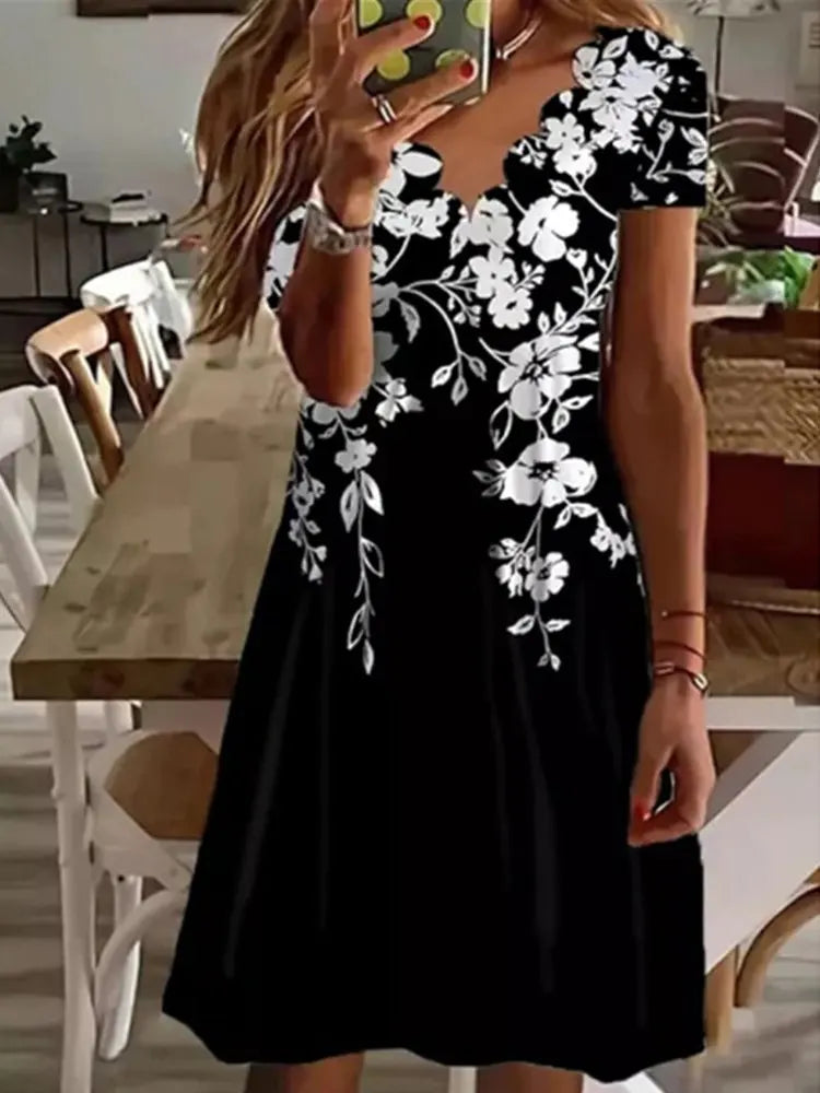 Short Scalloped Floral Printed Flared Midi Dress