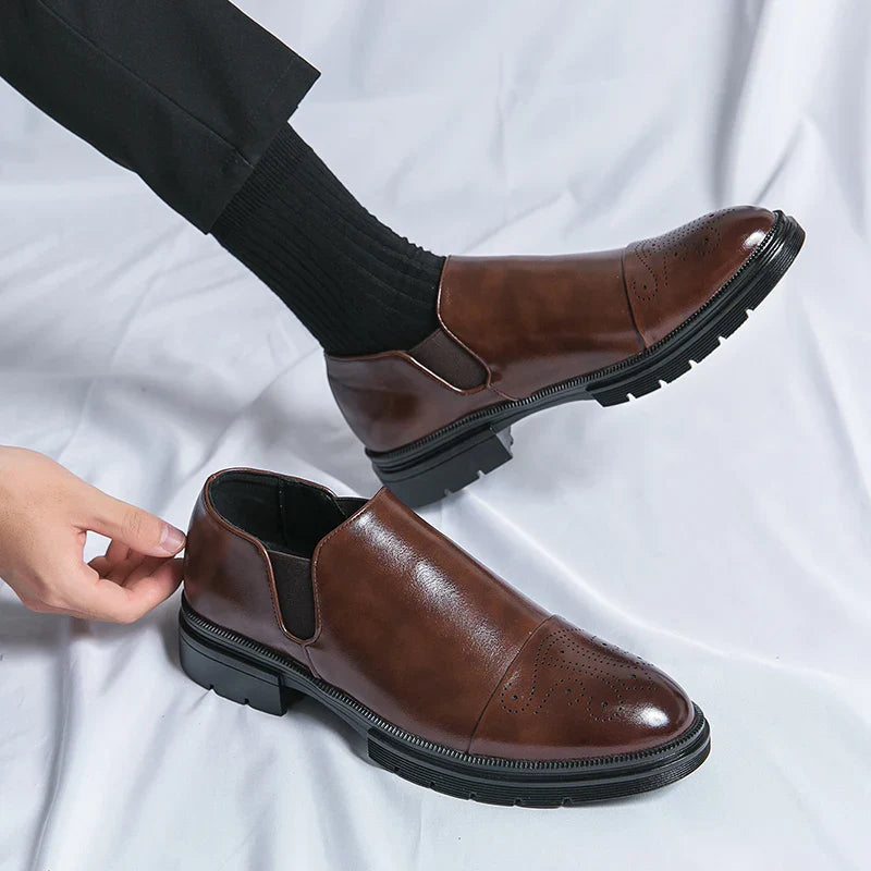 Elastic Goring Round Toe Slip On Shoes