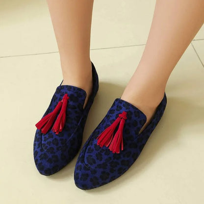 Tasselled Slip On Rounded Toe Flat Loafers