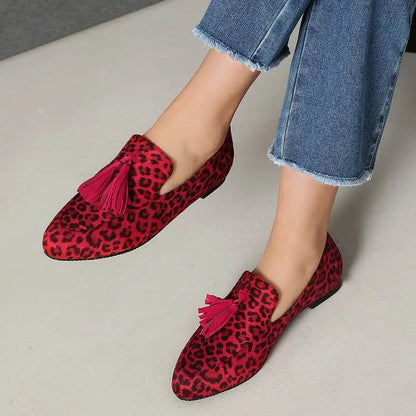 Tasselled Slip On Rounded Toe Flat Loafers