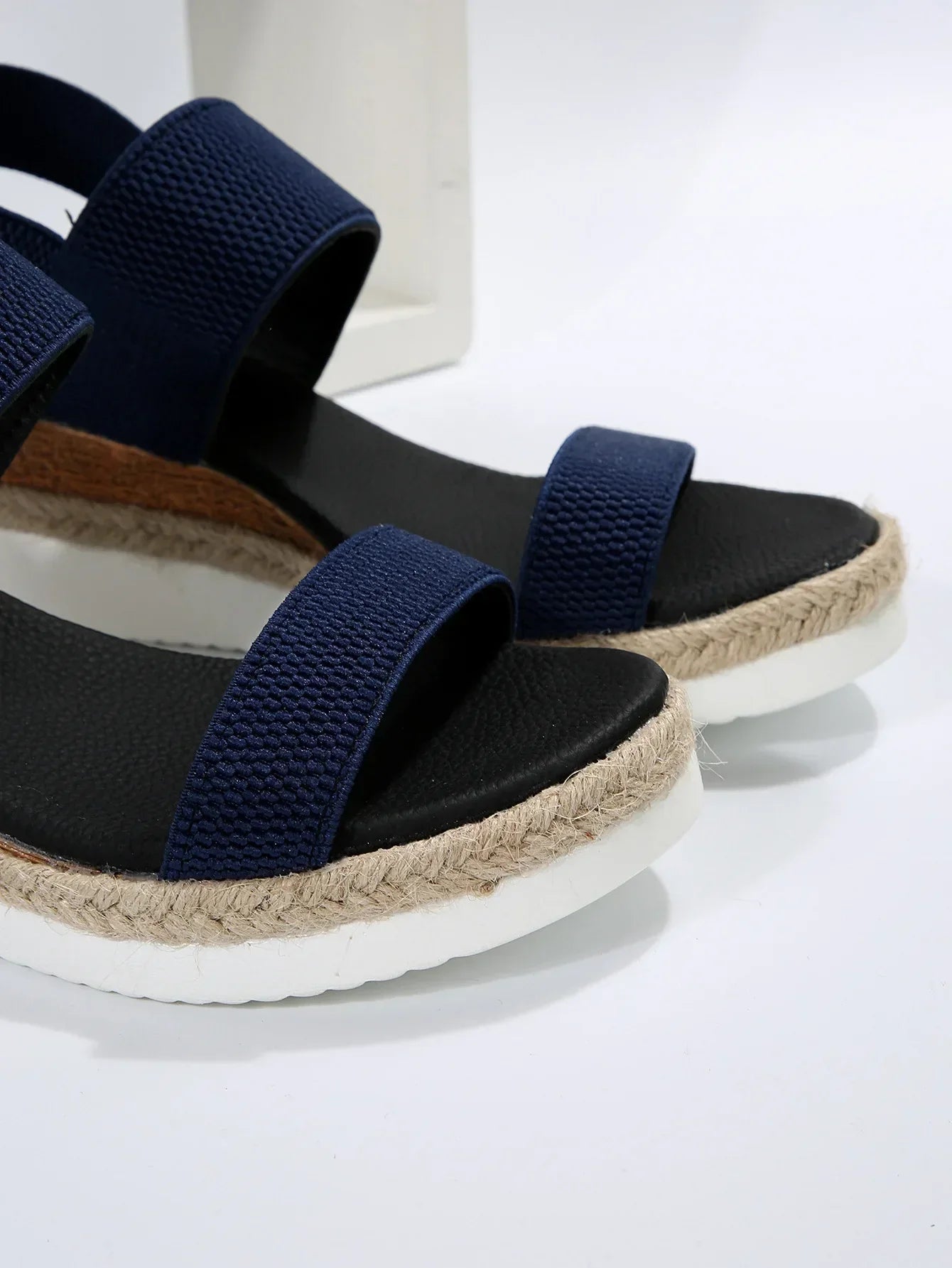 Crisscross Slingback Flatform Sandals