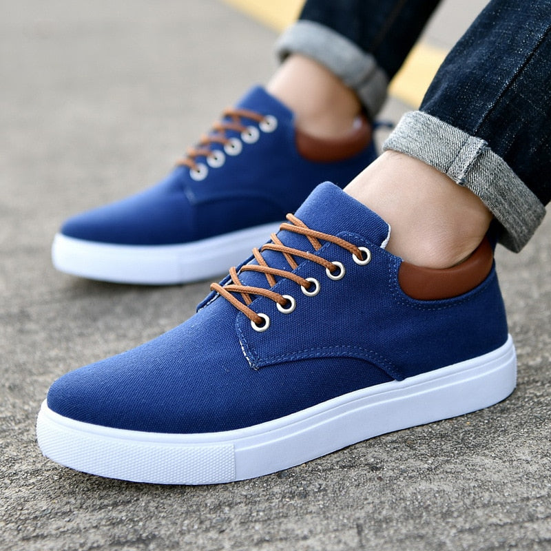 Men's Lace-Up Low-Top Canvas Sneakers