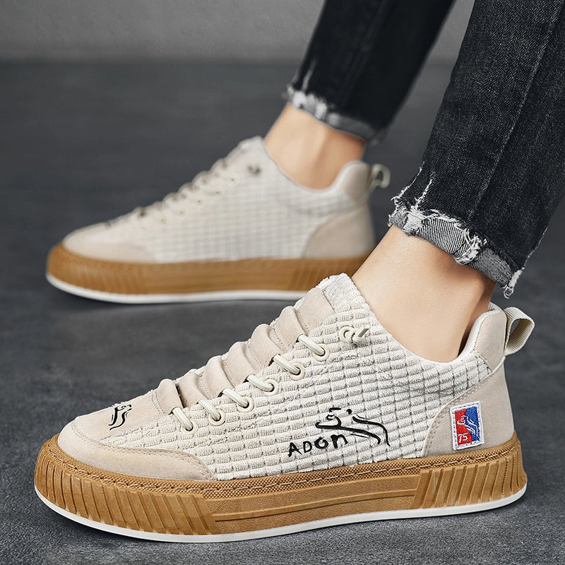 Men's Lace-Up Quilted Low Top Sneakers
