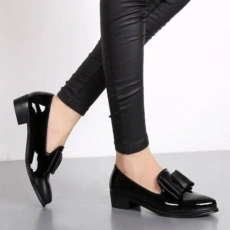 Slip On Bow Detail Pointed Toe Flat Loafers