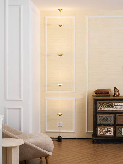 Conical Head Floor Lamp