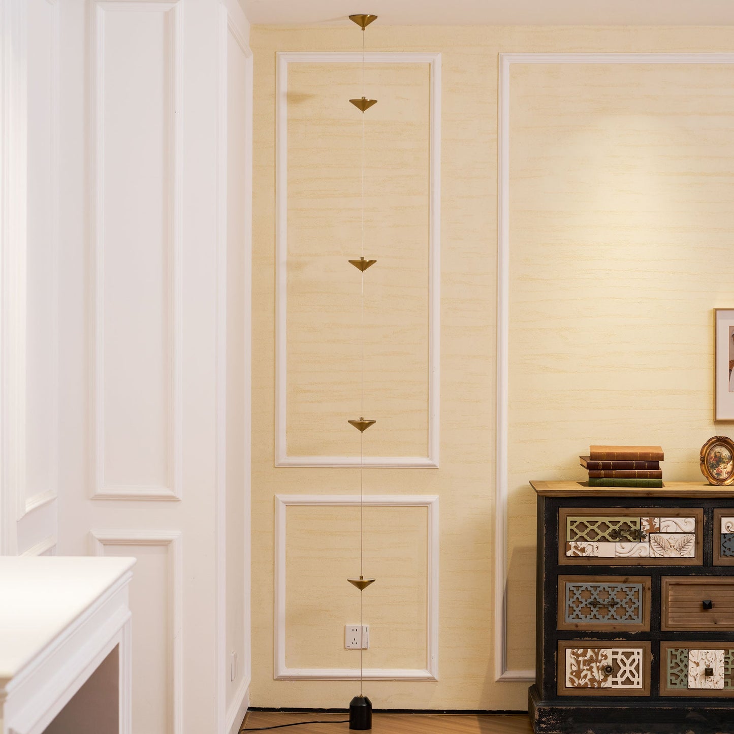 Conical Head Floor Lamp