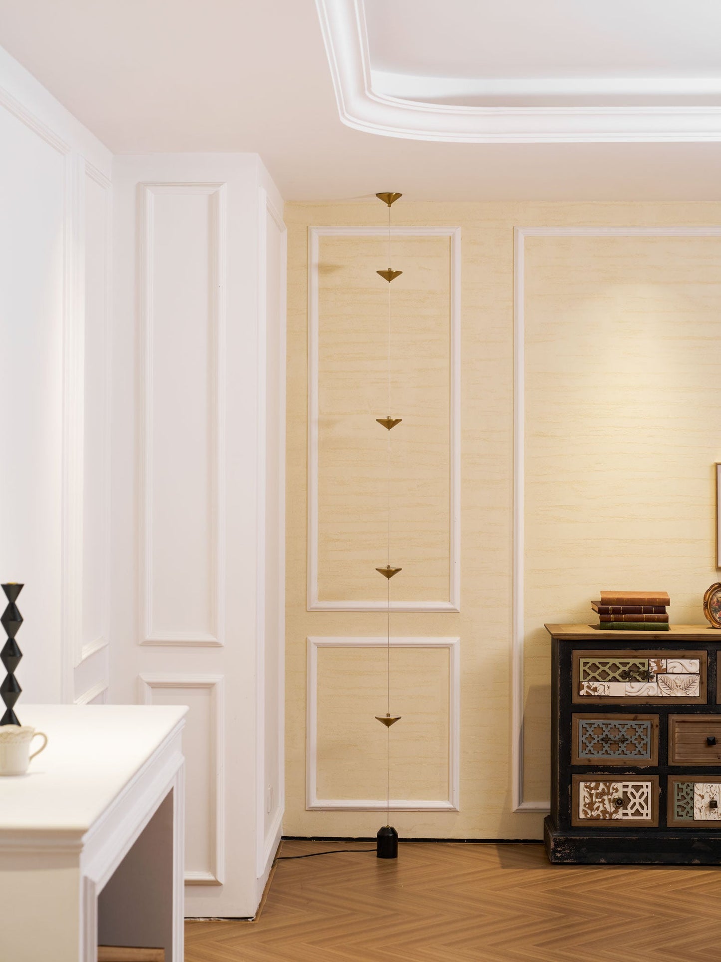 Conical Head Floor Lamp