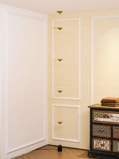 Conical Head Floor Lamp