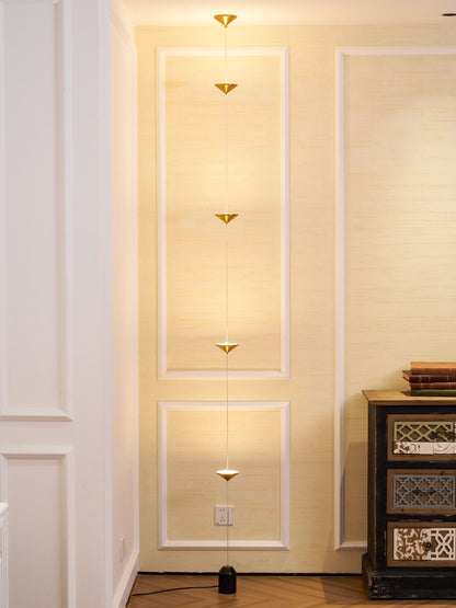 Conical Head Floor Lamp