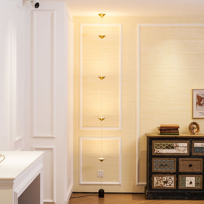 Conical Head Floor Lamp