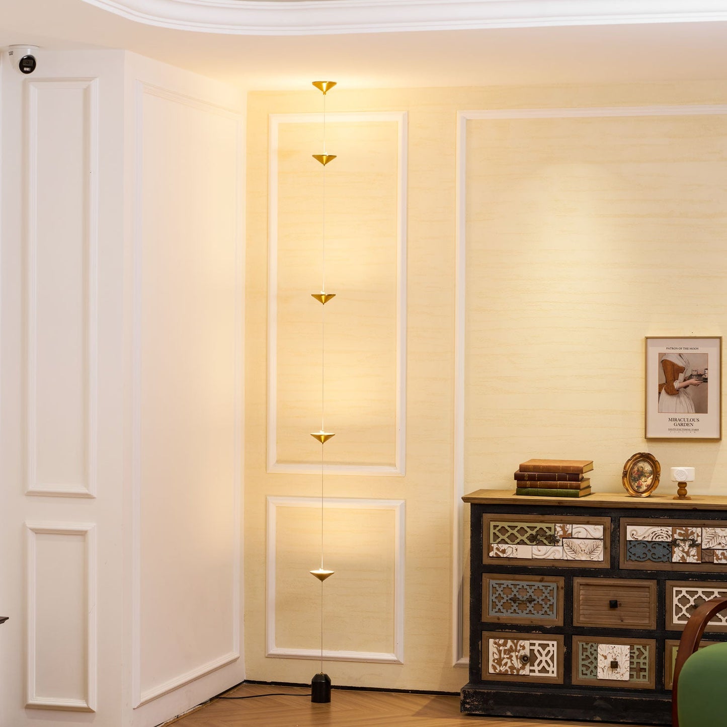 Conical Head Floor Lamp