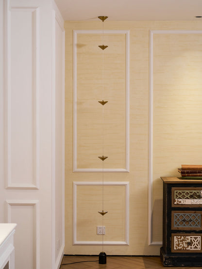 Conical Head Floor Lamp