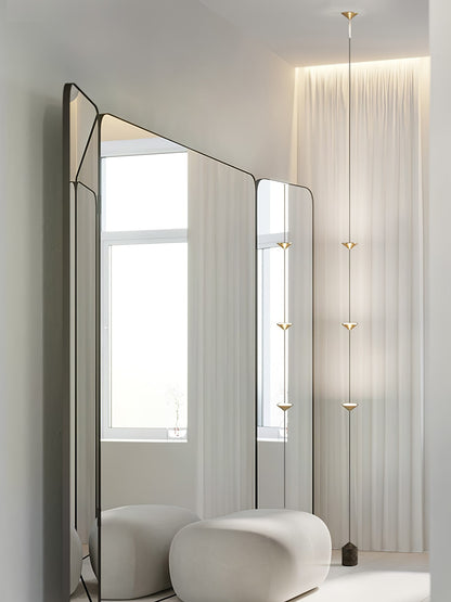 Conical Head Floor Lamp