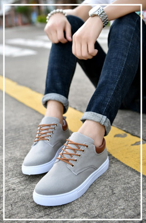 Men's Lace-Up Low-Top Canvas Sneakers