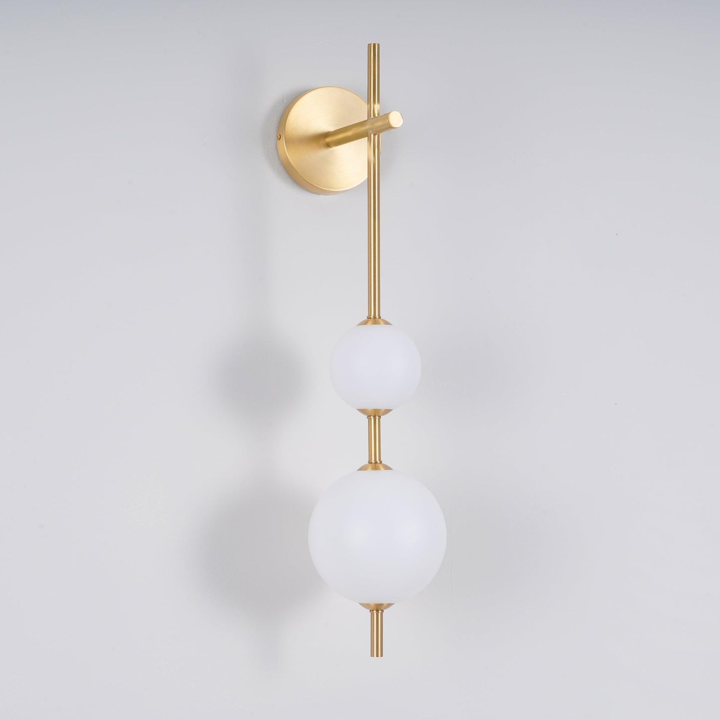 Linear Globe Wall Lamp