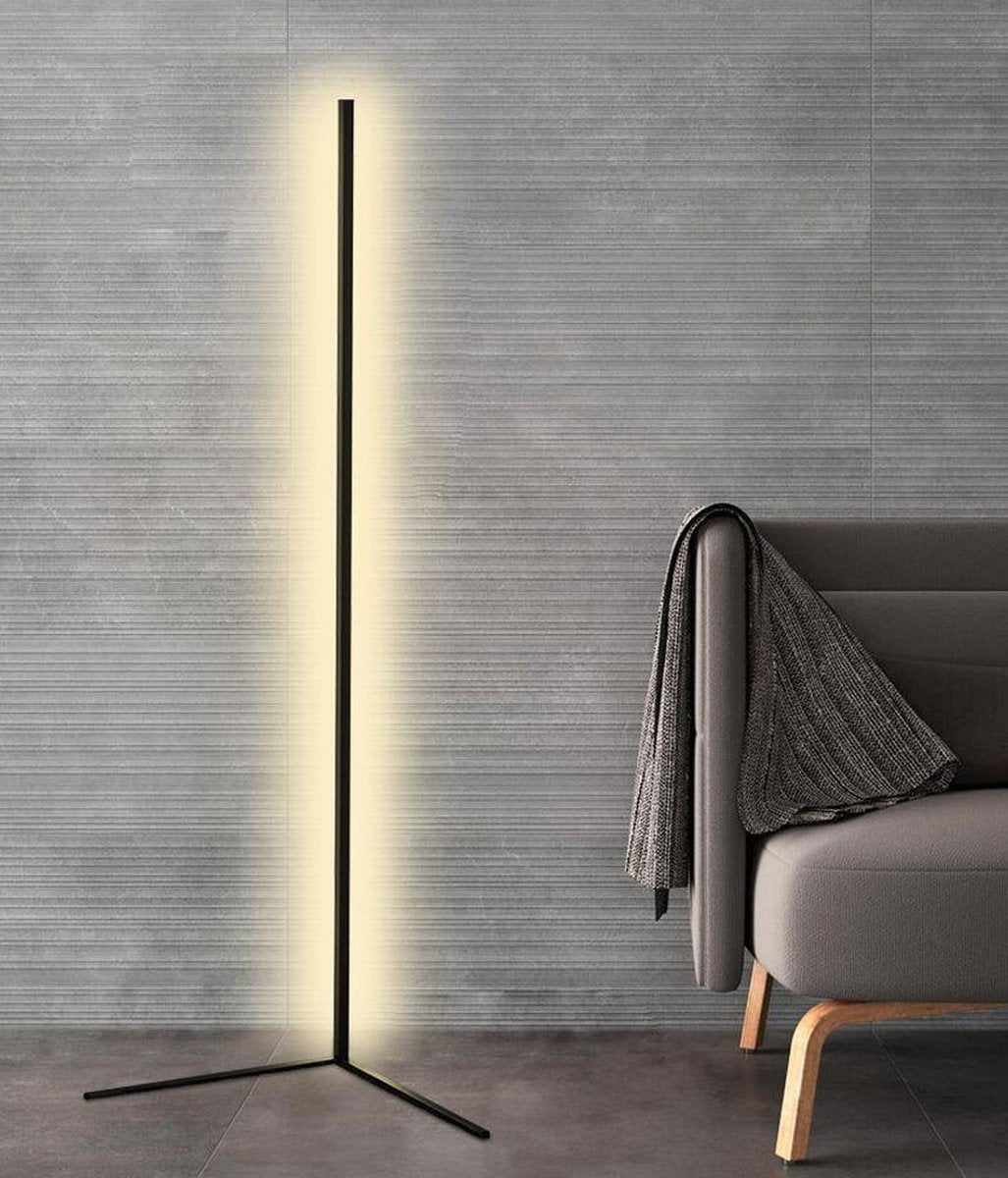 Slim Vertical Bar Floor Lamp