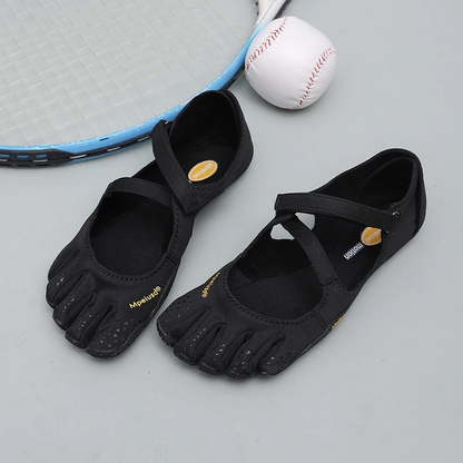 Segmented Fastened Split Treaded Fitted Shoes