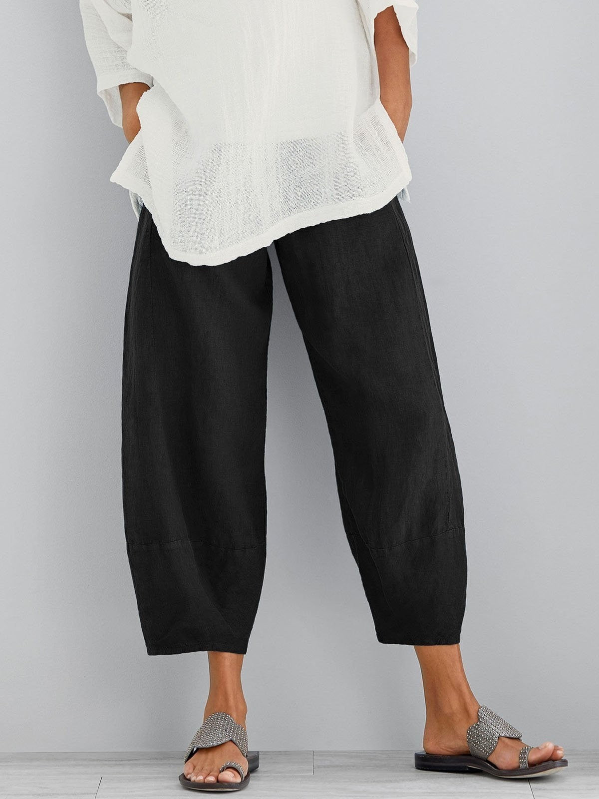 Relaxed Baggy Seamed Unpatterned Curved Short Trousers